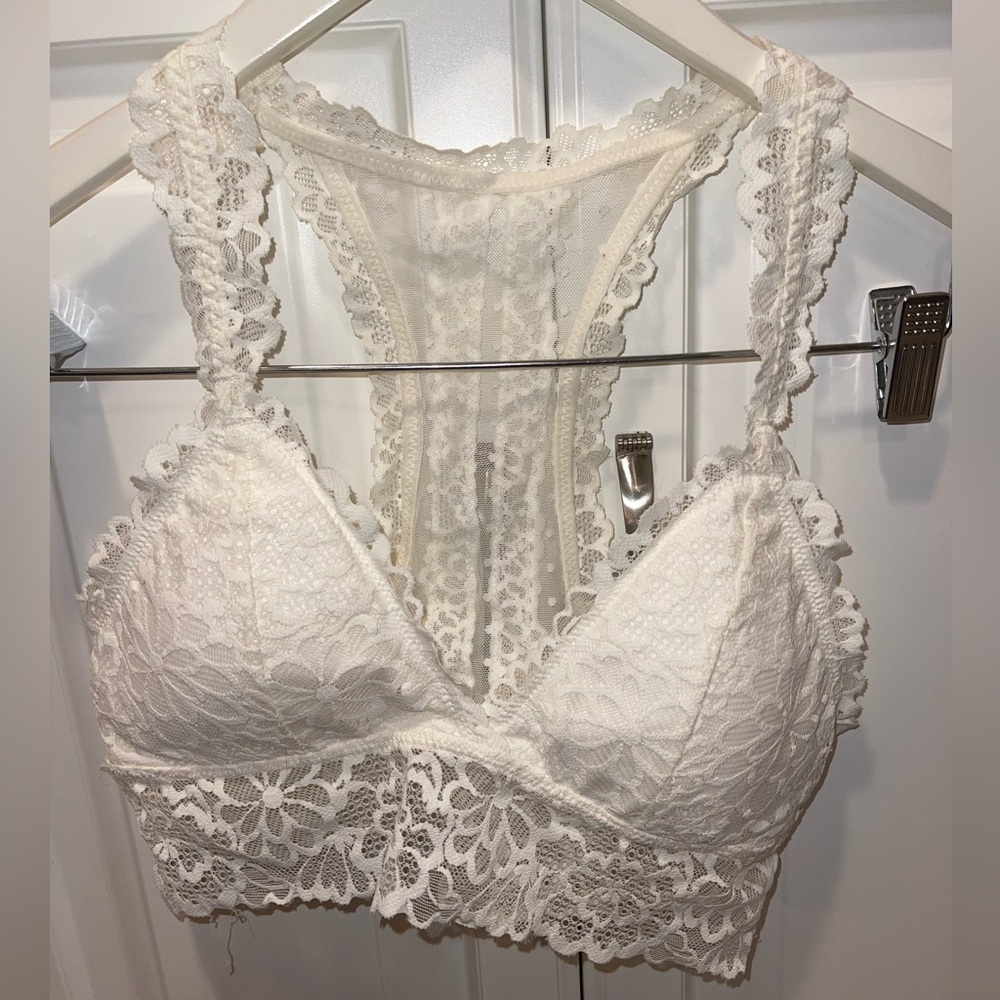 Aerie bralette off white New lace sz‎ M